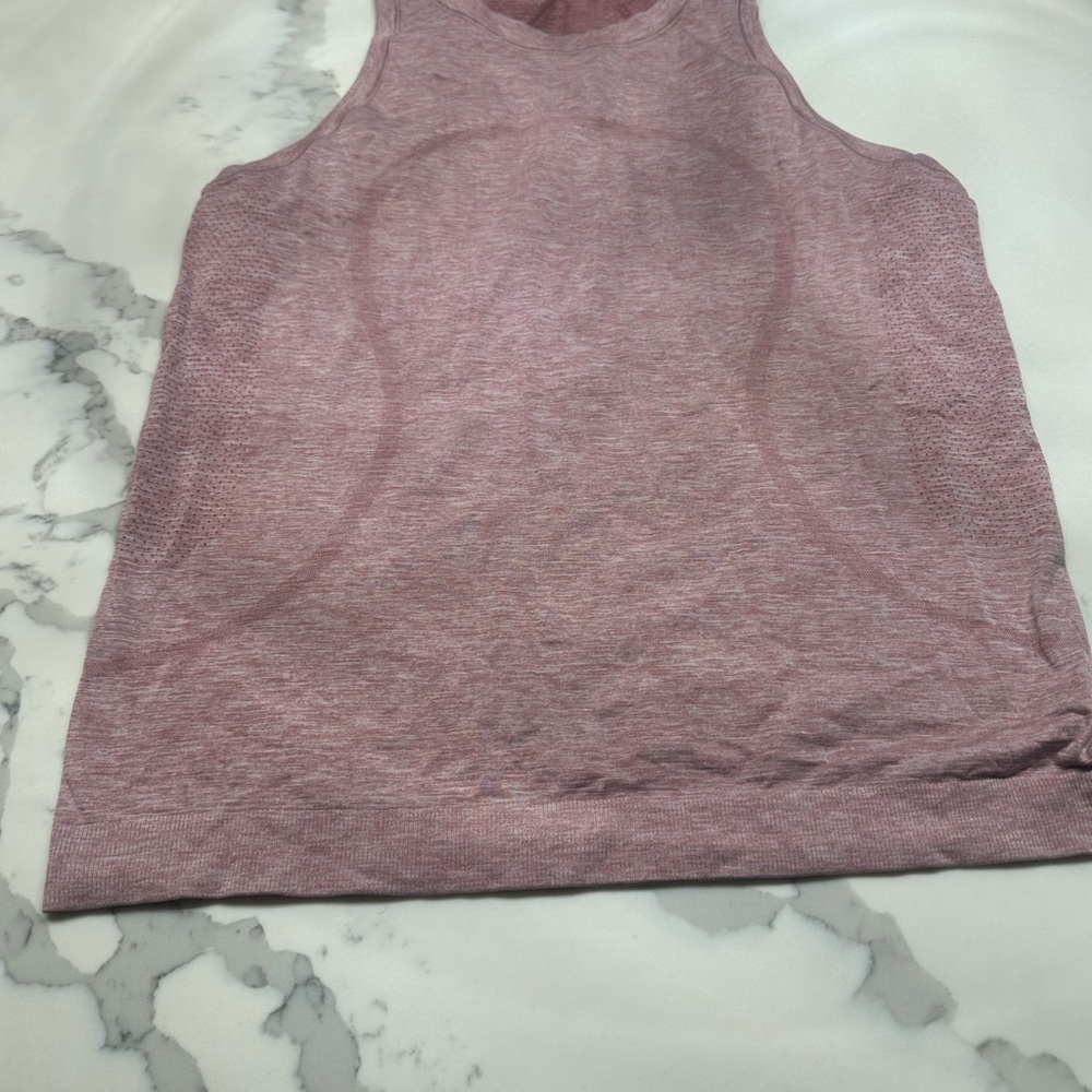 Lululemon Women's Swiftly Tech Racerback Tank Size 8 in muted red
